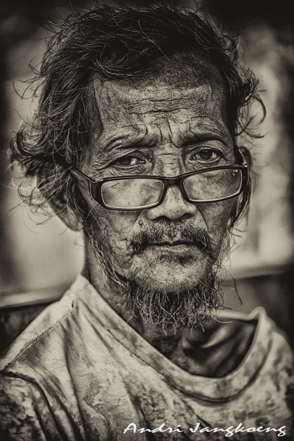 The Glasses Oldman by Andri Nugroho